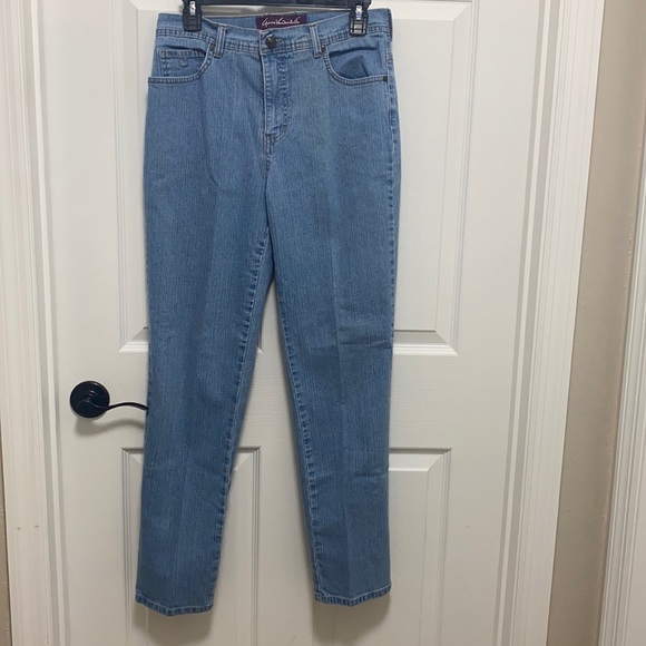 Gloria Vanderbilt Denim - Gloria Vanderbilt Jeans size 8 lighter blue